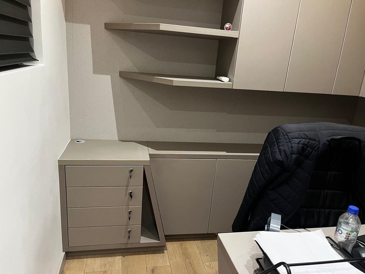 Mueble de oficina ejecutado para el proyecto Aurora